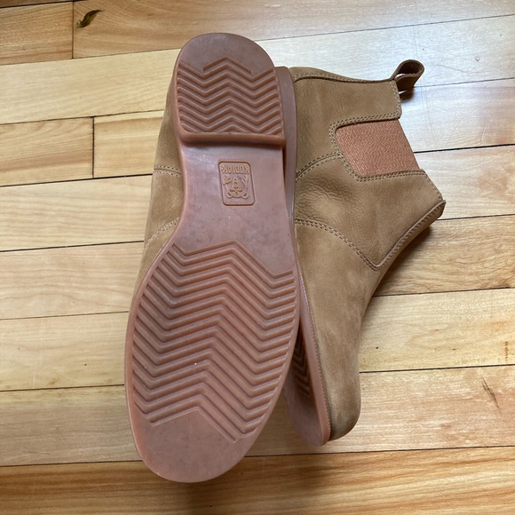 Kodiak Leather Shoes (Women’s 9.5) - Picture 4 of 7